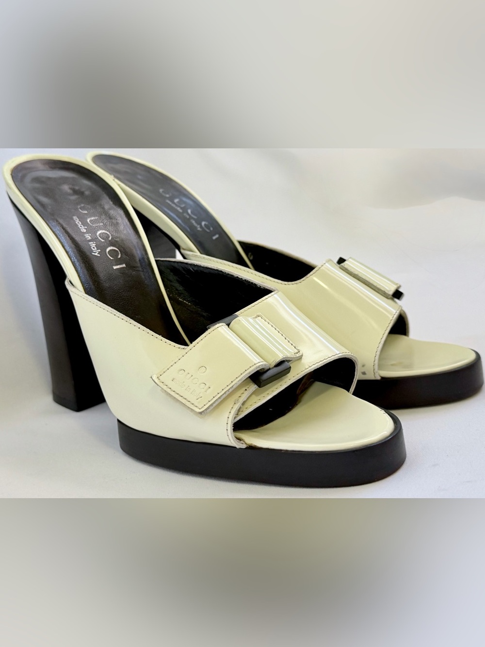 Vintage Gucci Tom Ford Cream Patent Leather Platform Mule Heels Size 6B